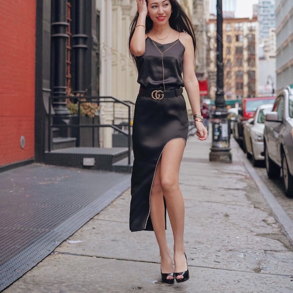 Satin set  open one leg